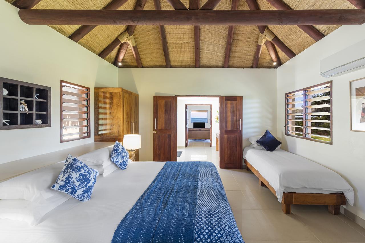 Eratap Beach Resort Port Vila Exterior foto