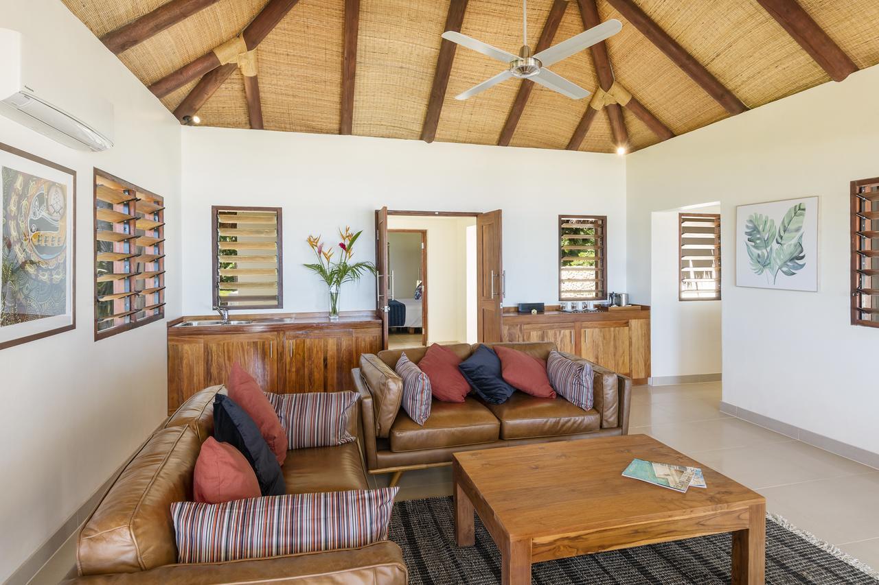 Eratap Beach Resort Port Vila Exterior foto